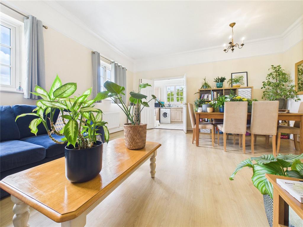 Living /Dining Area