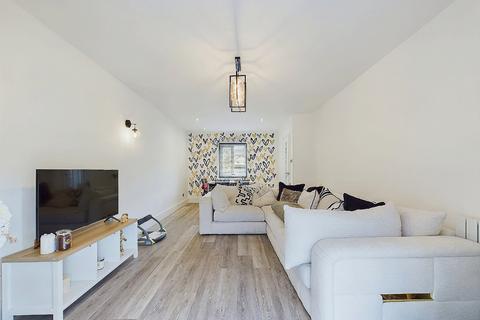 14 Almond Way, Bromley, BR2 8DR
