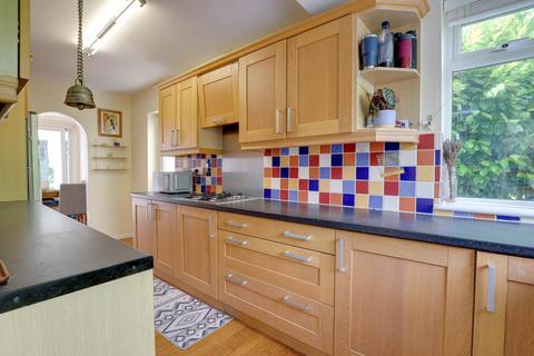 22 Douglas Road, Caversham, Reading, RG4 5BH