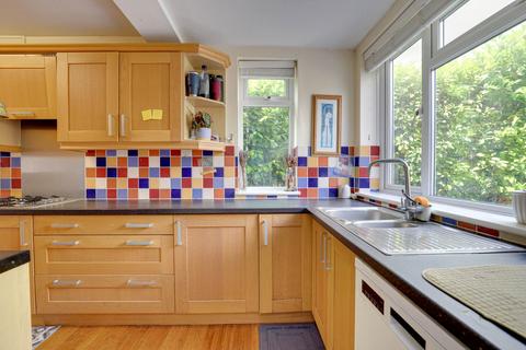 22 Douglas Road, Caversham, Reading, RG4 5BH