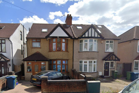 5 bedroom semi-detached house to rent, Wood End Avenue, Harrow HA2