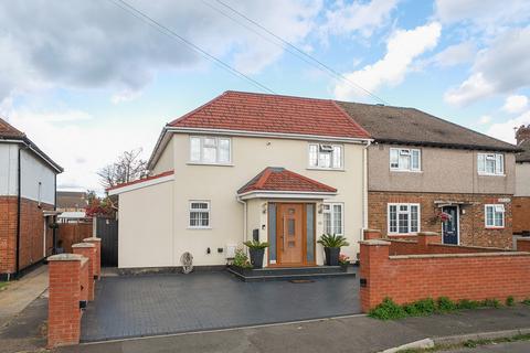 6 South Close, West Drayton, UB7 9LS