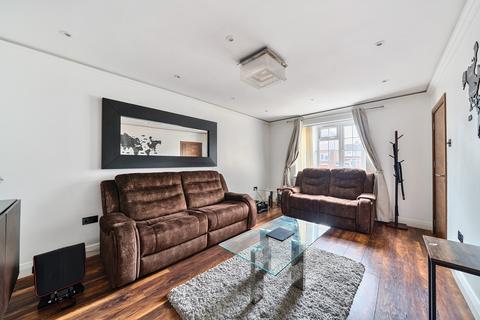 6 South Close, West Drayton, UB7 9LS