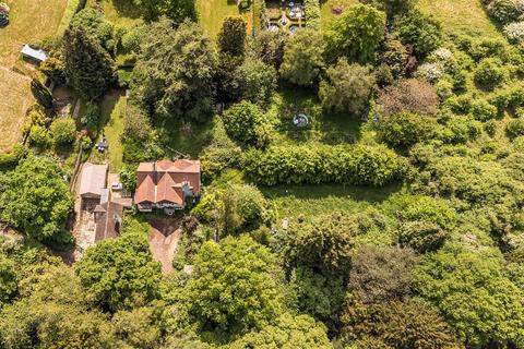 5 bedroom detached house for sale, Lower Kingswood, Tadworth