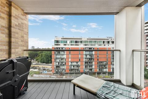 2 bedroom apartment for sale, Prince of Wales Drive London SW11