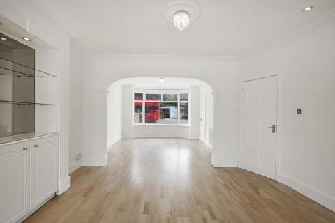4 bedroom semi-detached house to rent, The Vale, London, NW11