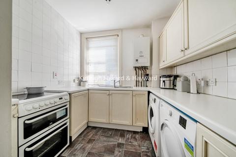 2 bedroom flat to rent, Lower Camden, Chislehurst, BR7