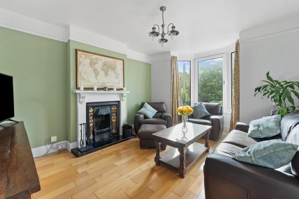 138 Claverham Road BS49 4 LQ 17.jpg