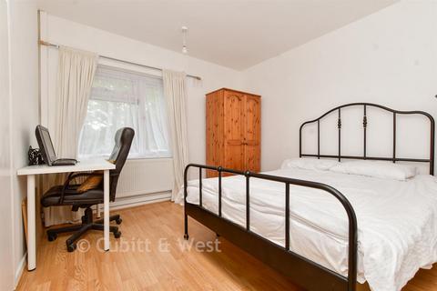 undefined, Park Lane, Wallington, Surrey