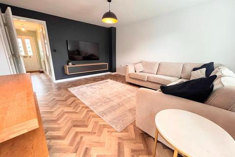 15 The Oaks, Northampton, NN4 5AW