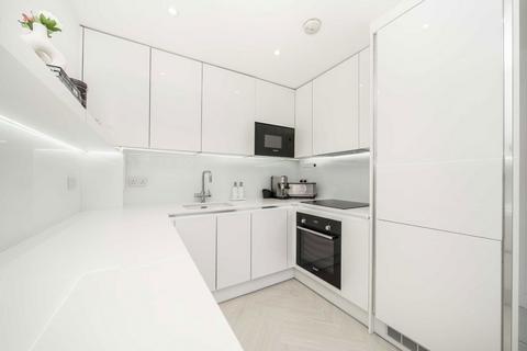 31 Isaac Way, London, SE1 1EE