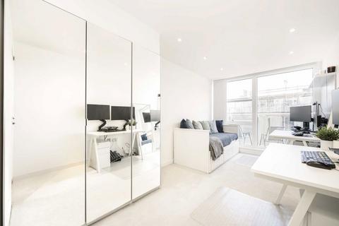 31 Isaac Way, London, SE1 1EE
