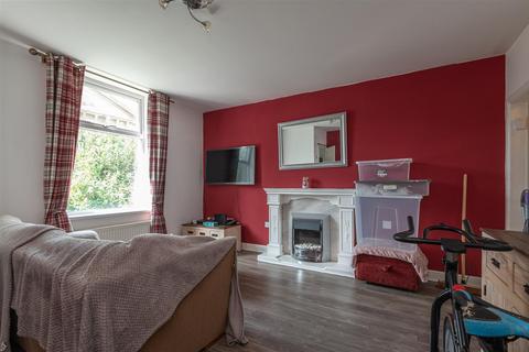 59 Bridge End, Brighouse, HD6 3DN