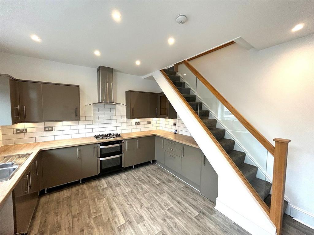 Dining kitchen.jpg