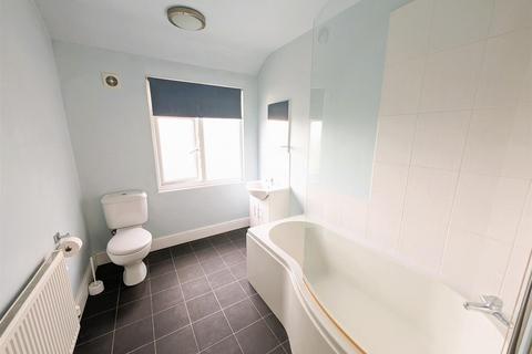 11 Bachelors Bench, Atherstone, CV9 2AP
