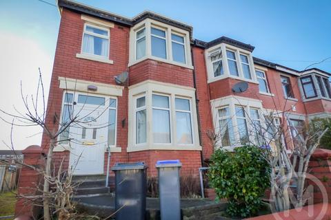 1 bedroom flat for sale, Ascot Road, Blackpool, FY3 8DF
