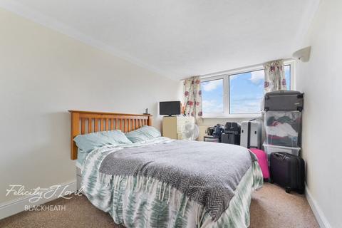 3 bedroom apartment for sale, Master Gunner Place, LONDON