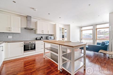 2 bedroom apartment for sale, Crown Street, Reading, Berkshire