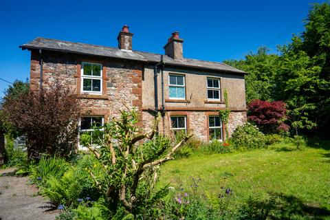 undefined, Holmrook CA19