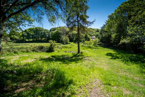 undefined, Holmrook CA19