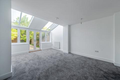 3 bedroom terraced house for sale, Hepdon Mews, Tooting, London, SW17