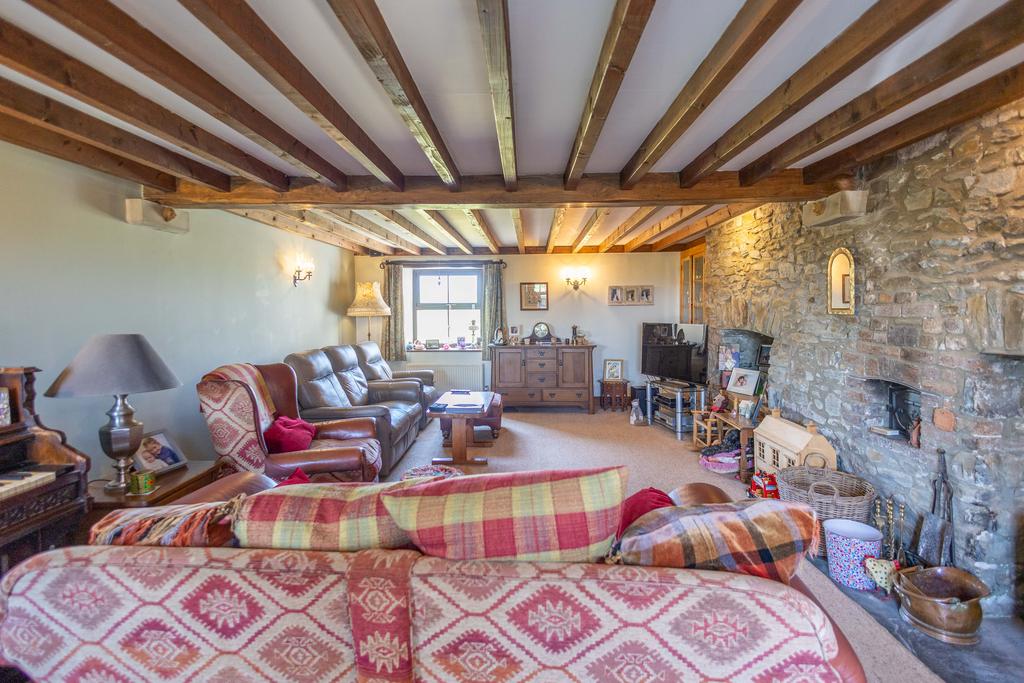 Living room (second image)
