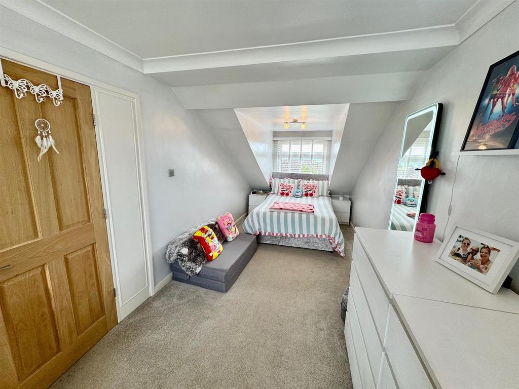 Bedroom 3c.jpg