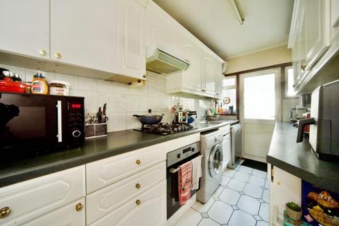 3 bedroom terraced house for sale, Oxleay Road, Harrow HA2