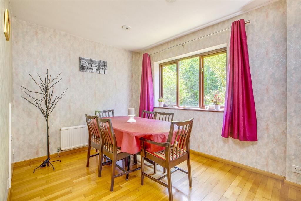 39 Eastern Dene, HP15 7 BS-6.jpg