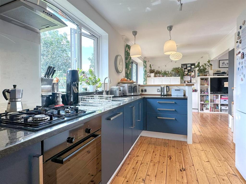 Kitchen diner
