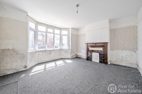3 bedroom semi-detached house for sale, Nunnery Lane, Luton, Bedfordshire