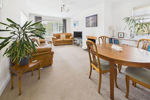 8 Mardyke, Shoreham-by-sea, BN43 5LL