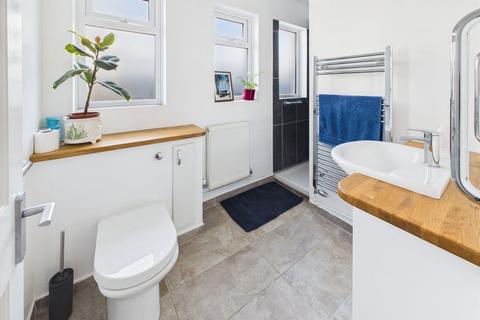 8 Mardyke, Shoreham-by-sea, BN43 5LL