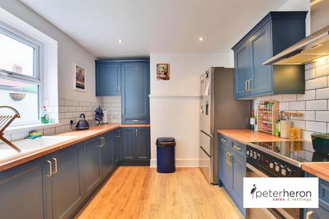 18 Roker Baths Road, Sunderland, SR6 9QF