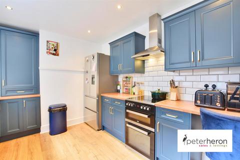 18 Roker Baths Road, Sunderland, SR6 9QF