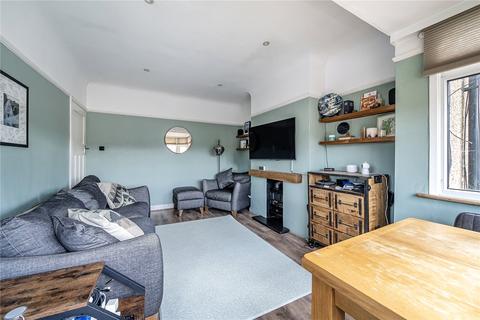 37 Sutton Close, Pinner, HA5 2JX