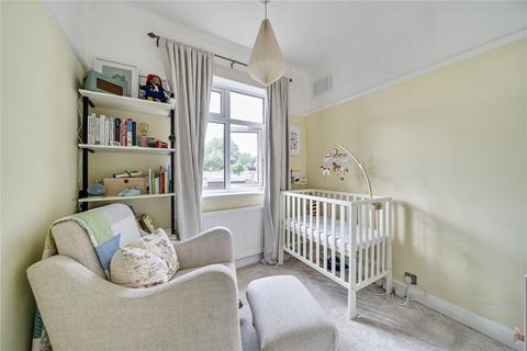 37 Sutton Close, Pinner, HA5 2JX