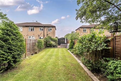 37 Sutton Close, Pinner, HA5 2JX