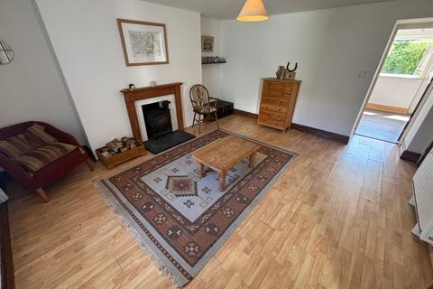 7 High Street, Tregaron, SY25 6JU