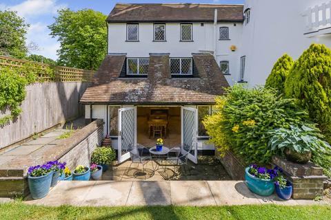 5 bedroom detached house for sale, Rays Hill, Cholesbury, Buckinghamshire.HP5