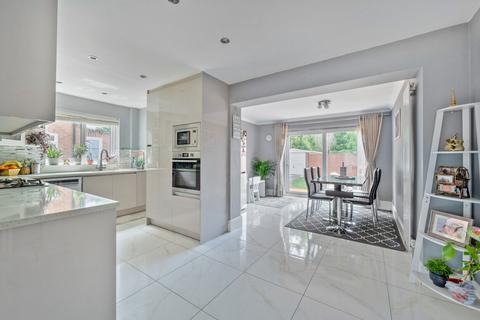 5 Bodmin Road, Woodley, Reading, RG5 3RZ
