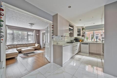 5 Bodmin Road, Woodley, Reading, RG5 3RZ