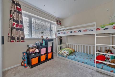 5 Bodmin Road, Woodley, Reading, RG5 3RZ
