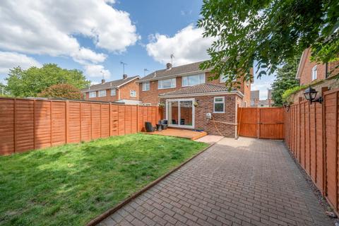 5 Bodmin Road, Woodley, Reading, RG5 3RZ