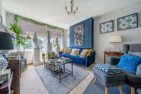1 bedroom flat for sale, Curzon Road, Muswell Hill, London, N10