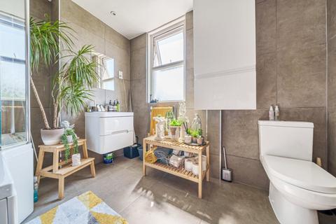 1 bedroom flat for sale, Curzon Road, Muswell Hill, London, N10
