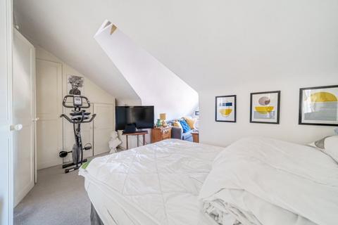 1 bedroom flat for sale, Curzon Road, Muswell Hill, London, N10