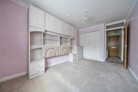 1 bedroom flat for sale, Abbey Street, Farnham, Surrey, GU9