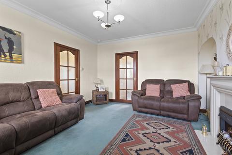 99 Back Rogerton Crescent, Auchinleck, KA18 2DX