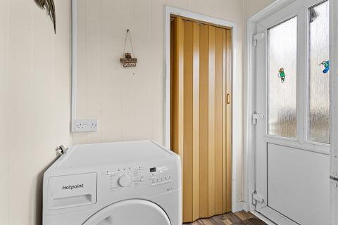 99 Back Rogerton Crescent, Auchinleck, KA18 2DX